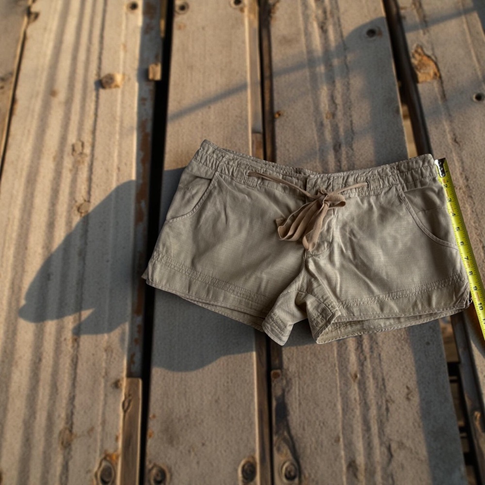 CR Charlotte russe linen Tan Casual Shorts size 7